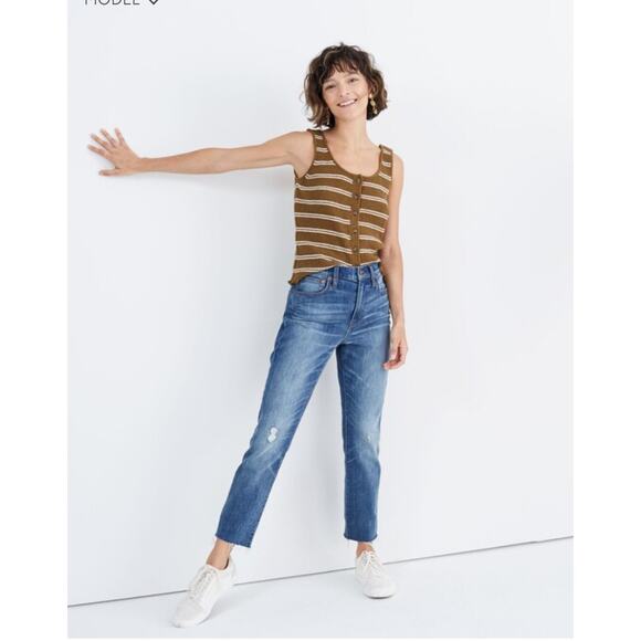 Madewell The High-Rise Slim Boyjean in Dover Wash: Raw-Hemmed Edition - Picture 2 of 12